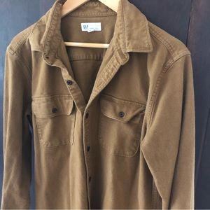 Men’s khaki button down